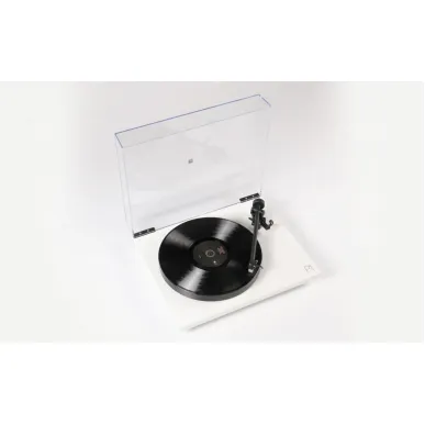 Виниловый проигрыватель Rega Planar 1 PLUS black